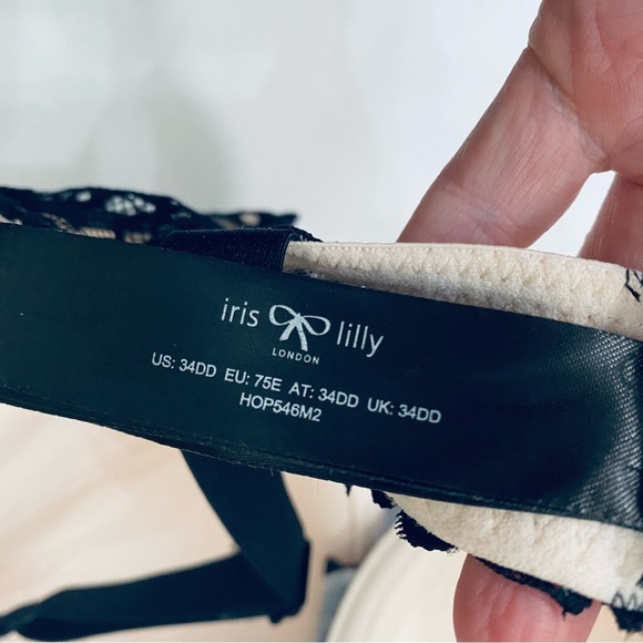 Iris & Lilly Balconette Bra - Picture 3 of 3